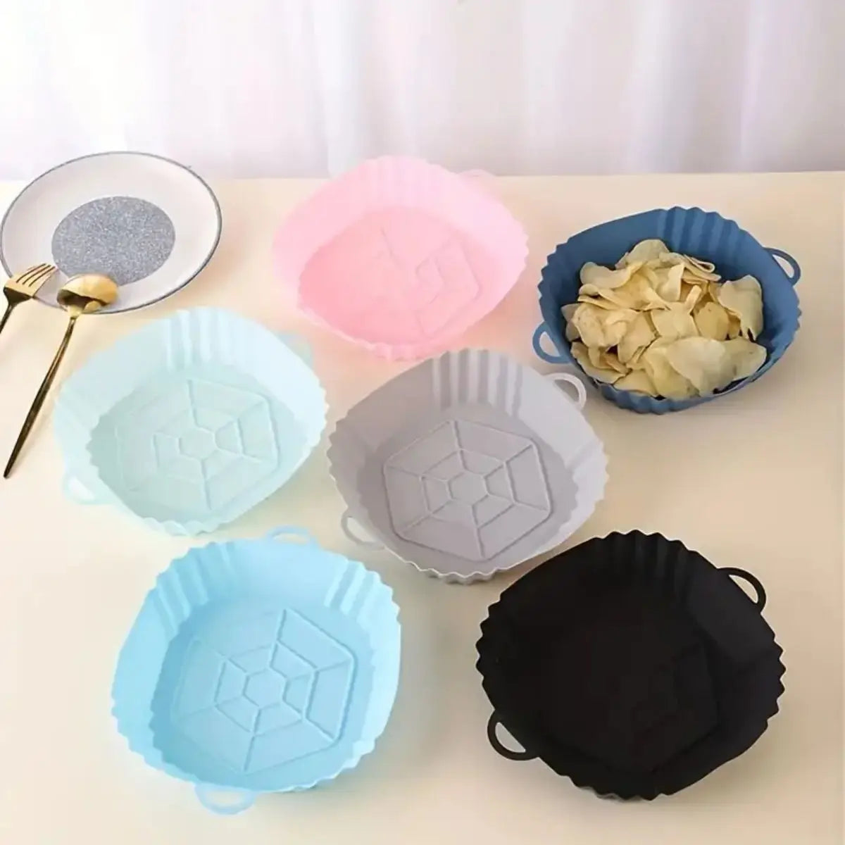 1pc Reusable Silicone Air Fryer Liner—Foldable, Non-stick Baking Mat—Heat Resistant, Kitchen Cooking Accessory